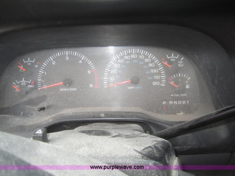 image for item B3102 1999 Dodge Ram 1500 pickup truck