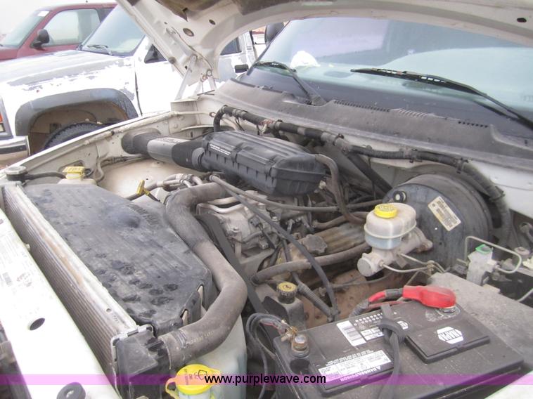 image for item B3102 1999 Dodge Ram 1500 pickup truck