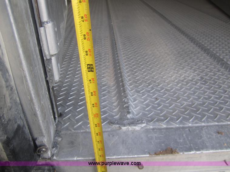 image for item B3113 1998 Eby 45' gooseneck stock trailer