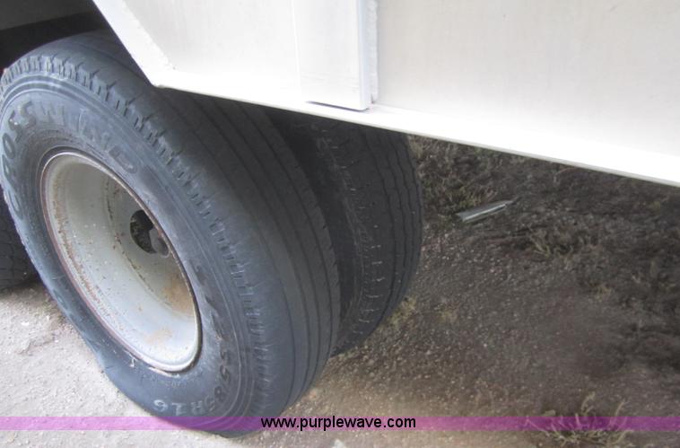 image for item B3113 1998 Eby 45' gooseneck stock trailer