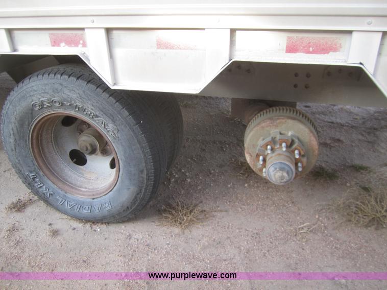 image for item B3114 1998 Eby 45' gooseneck stock trailer