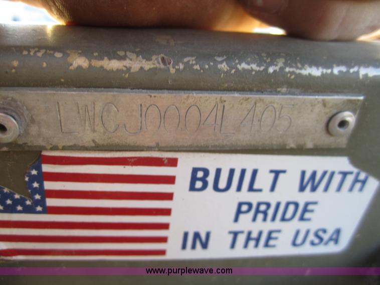 image for item B3139 Lowe 10' flat bottom aluminum boat