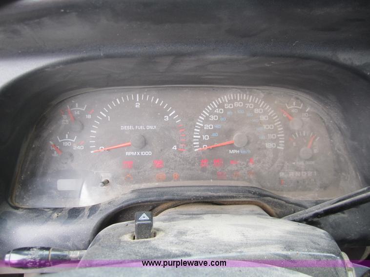 image for item B3146 2001 Dodge Ram 2500 quad cab pickup truck