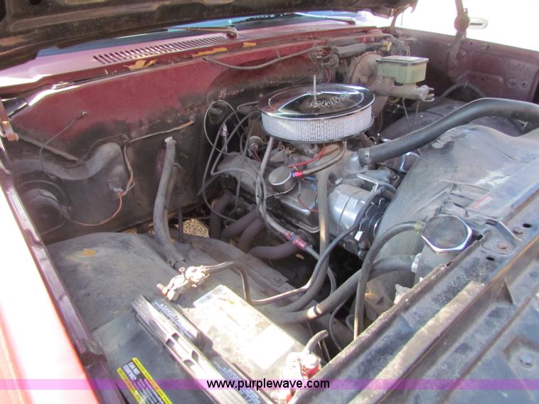 image for item B7033 1981 Chevrolet C10 pickup truck