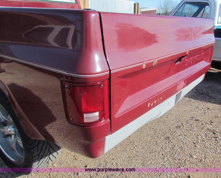 image for item B7033 1981 Chevrolet C10 pickup truck