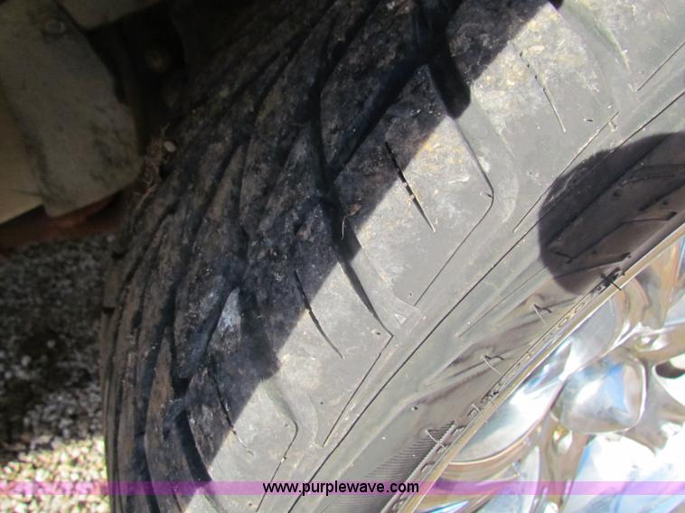 image for item B7033 1981 Chevrolet C10 pickup truck