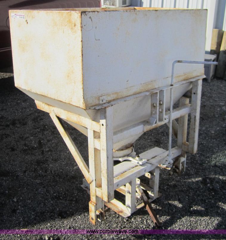 image for item B9032 Herd Sure-Feed broadcaster