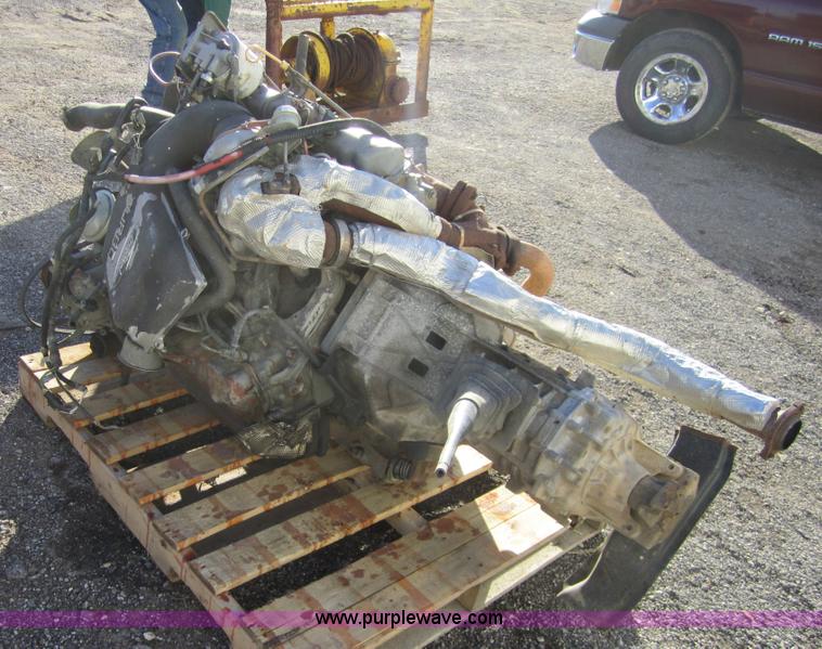 image for item B9034 1994 Ford 7.3L diesel motor