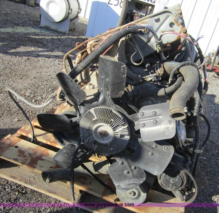 image for item B9034 1994 Ford 7.3L diesel motor