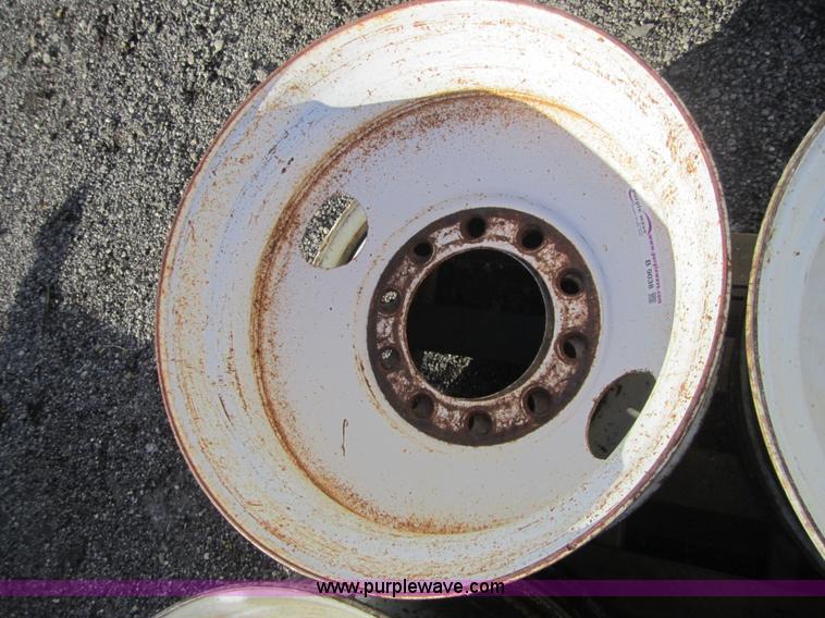 image for item B9038 (8) 24.5 Budd steel rims