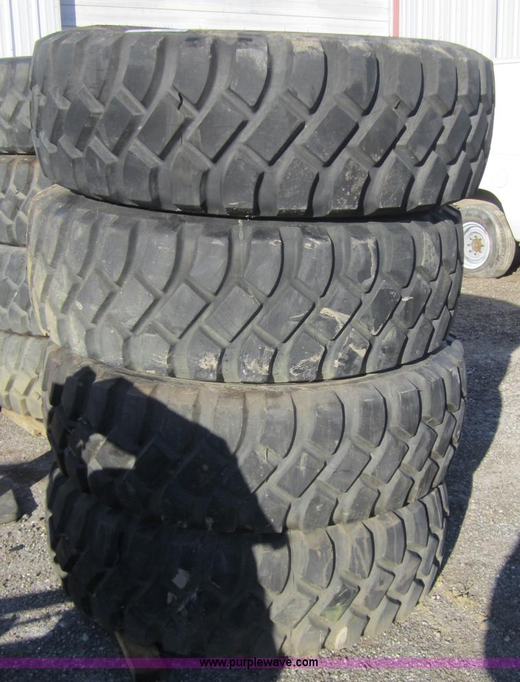 image for item B9040 (4) 16.00R20 tires