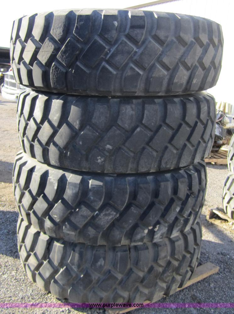 image for item B9040 (4) 16.00R20 tires