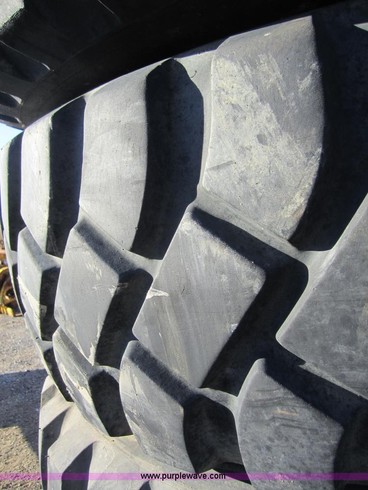 image for item B9040 (4) 16.00R20 tires