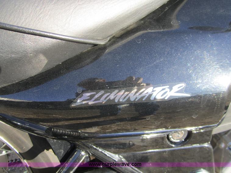 image for item B9044 2002 Kawasaki Eliminator 125cc motorcycle