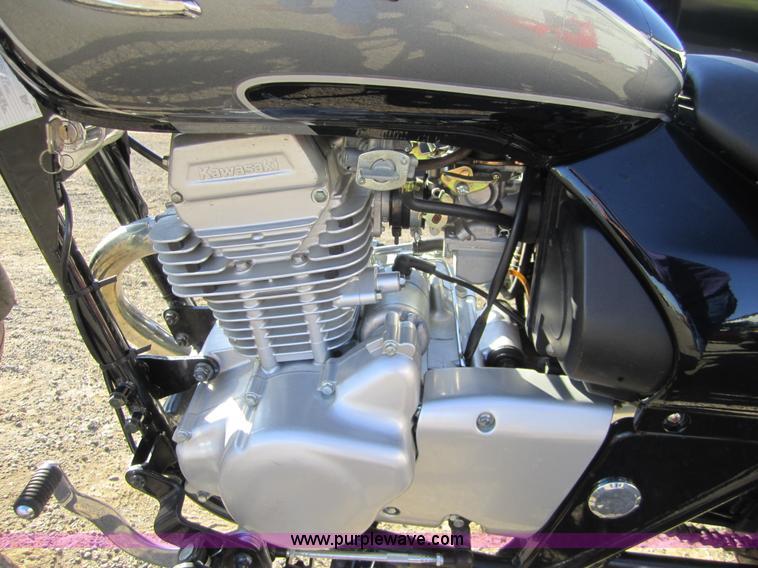 image for item B9044 2002 Kawasaki Eliminator 125cc motorcycle