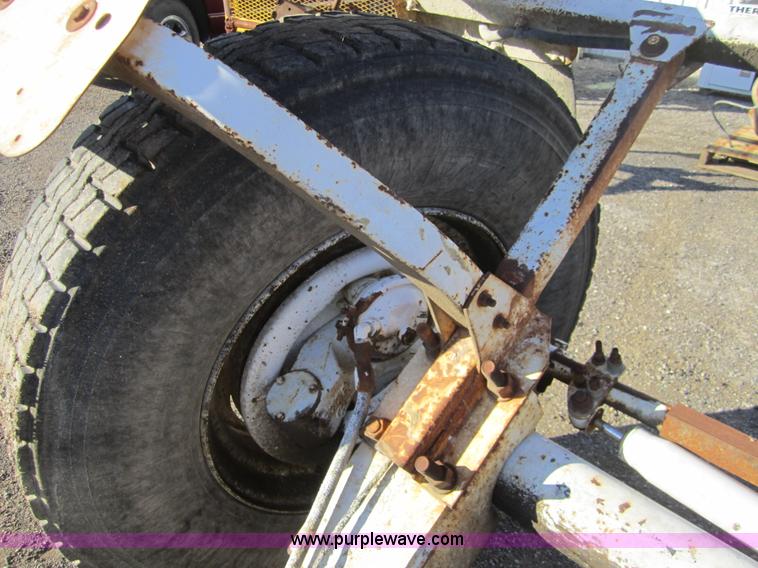 image for item C5230 Oshkosh drop axle