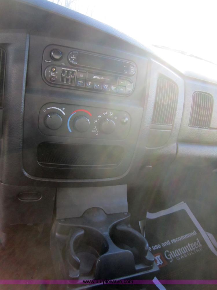 image for item C5236 2002 Dodge Ram 1500 quad cab pickup