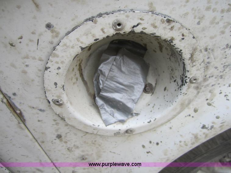 image for item C5240 2000 Chevrolet 3500 pickup truck