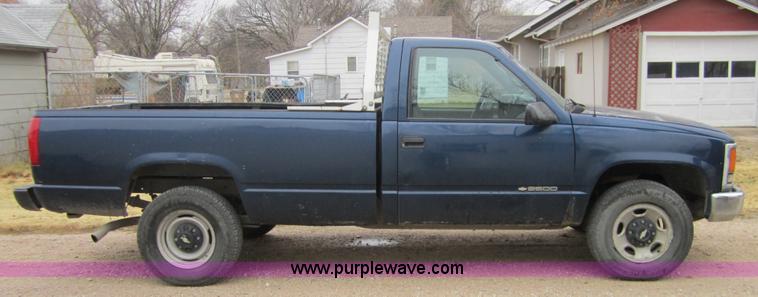 image for item C5241 1999 Chevrolet 2500 pickup truck