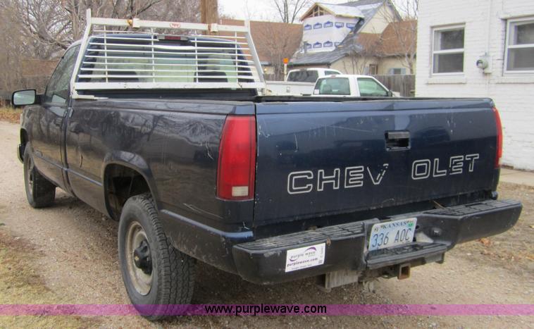image for item C5241 1999 Chevrolet 2500 pickup truck