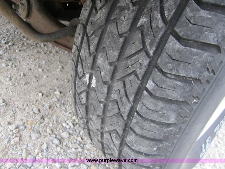 image for item C5253 1994 Chevrolet G20 conversion van