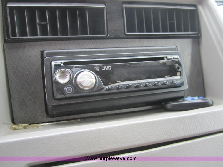 image for item C5253 1994 Chevrolet G20 conversion van