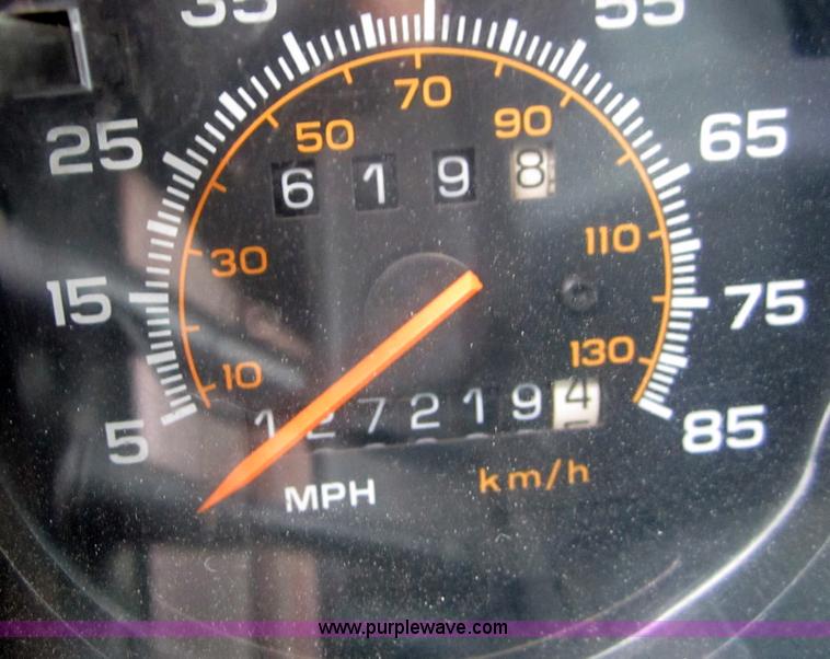 image for item C5253 1994 Chevrolet G20 conversion van