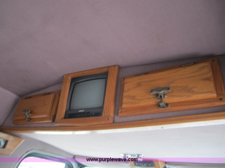 image for item C5253 1994 Chevrolet G20 conversion van