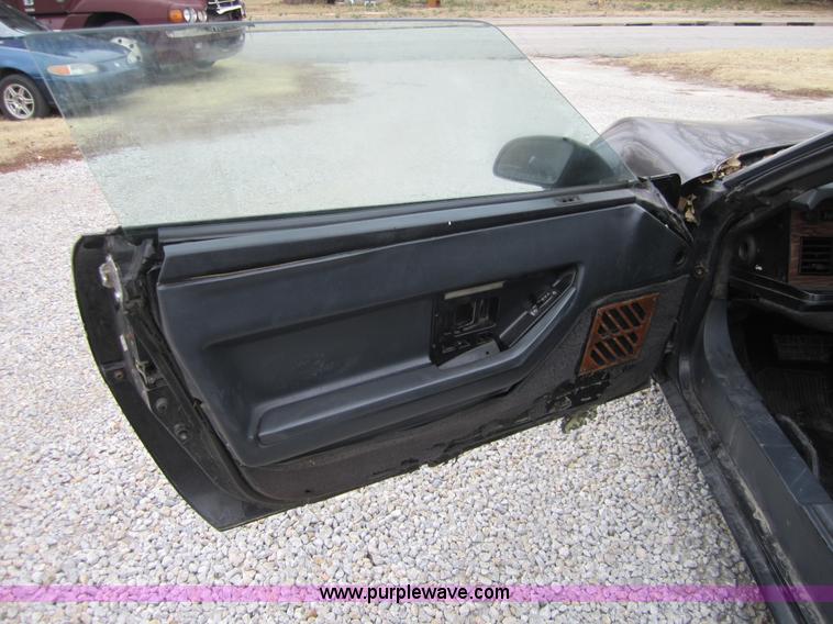 image for item C5255 1985 Chevrolet Corvette