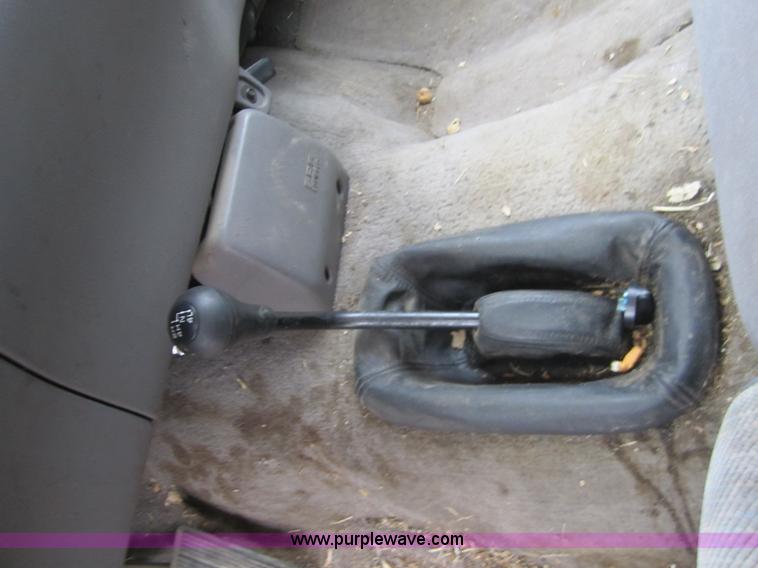 image for item C5256 1996 Dodge Ram 1500 club cab pickup truck