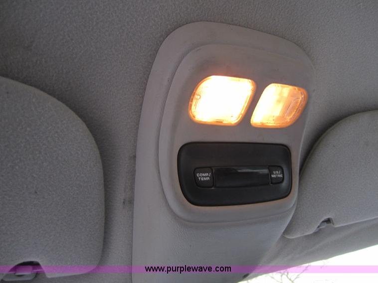 image for item C5256 1996 Dodge Ram 1500 club cab pickup truck