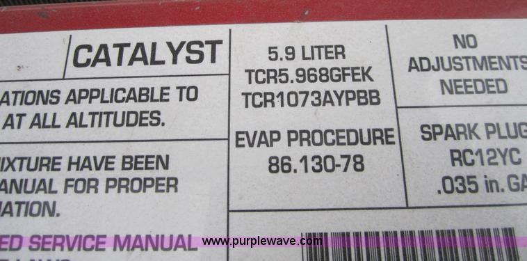 image for item C5256 1996 Dodge Ram 1500 club cab pickup truck