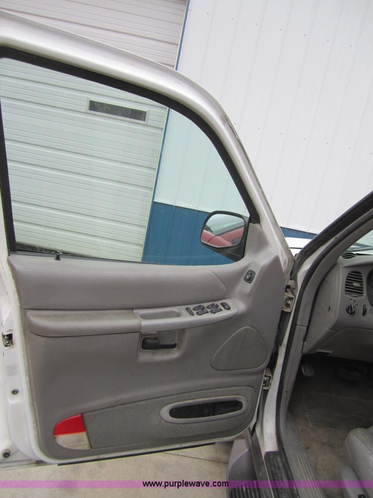 image for item C5257 1997 Mercury Mountaineer SUV