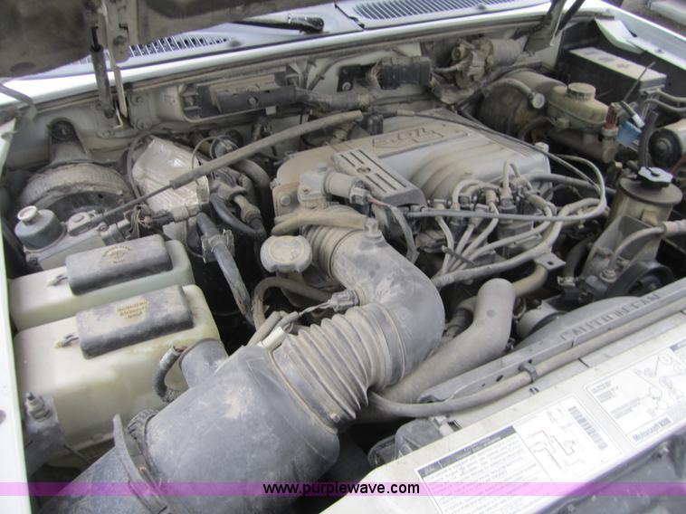 image for item C5257 1997 Mercury Mountaineer SUV