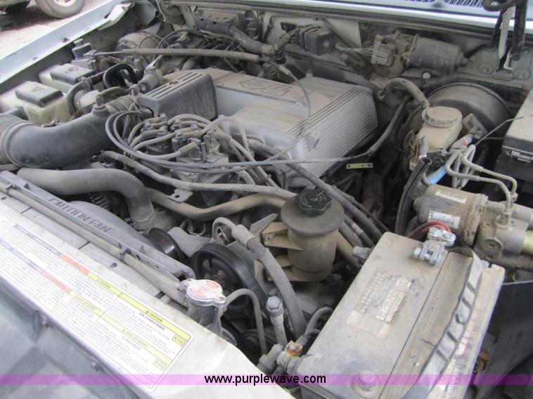 image for item C5257 1997 Mercury Mountaineer SUV