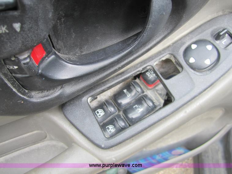 image for item C5259 2005 Chevrolet Malibu Classic