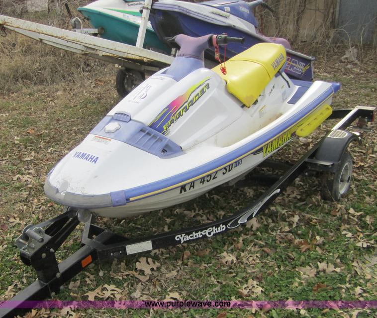 image for item C5262 Yamaha wave runner jet ski with trailer