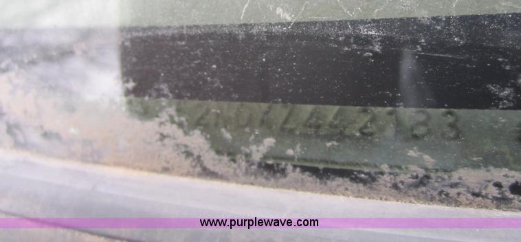 image for item C5264 1999 Toyota Tacoma SR5 extended cab pickup truck