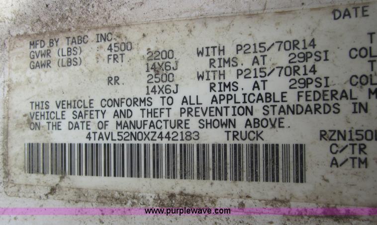 image for item C5264 1999 Toyota Tacoma SR5 extended cab pickup truck