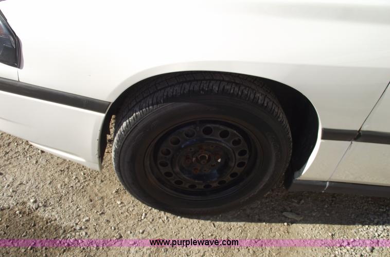 image for item C5743 2002 Chevrolet Impala
