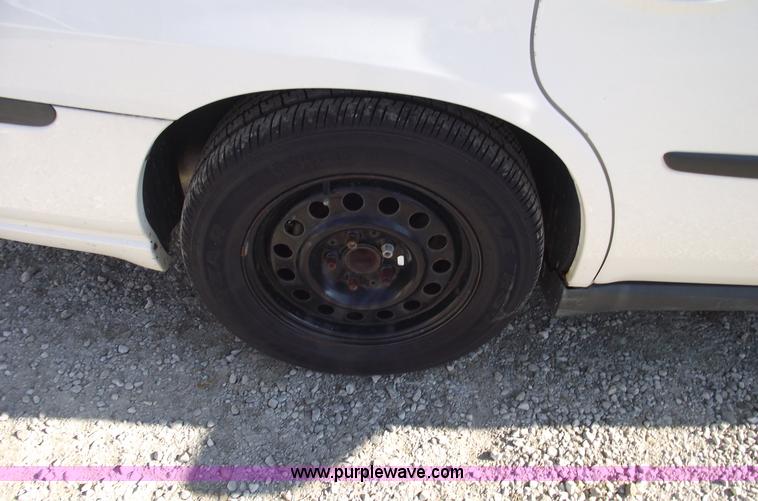 image for item C5743 2002 Chevrolet Impala