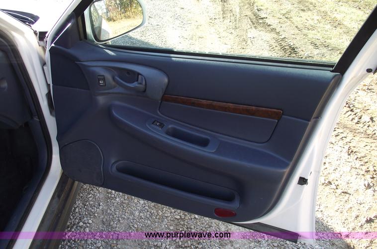image for item C5744 2002 Chevrolet Impala