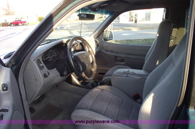 image for item C5820 1998 Ford Explorer Sport two door SUV