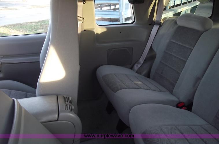 image for item C5820 1998 Ford Explorer Sport two door SUV