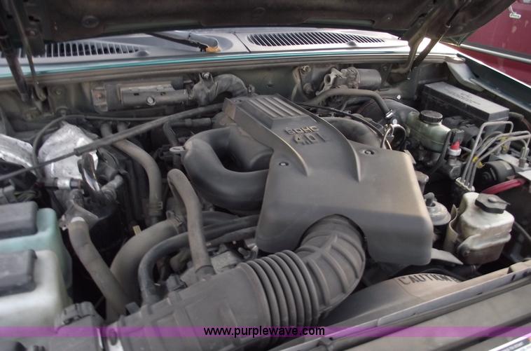 image for item C5820 1998 Ford Explorer Sport two door SUV