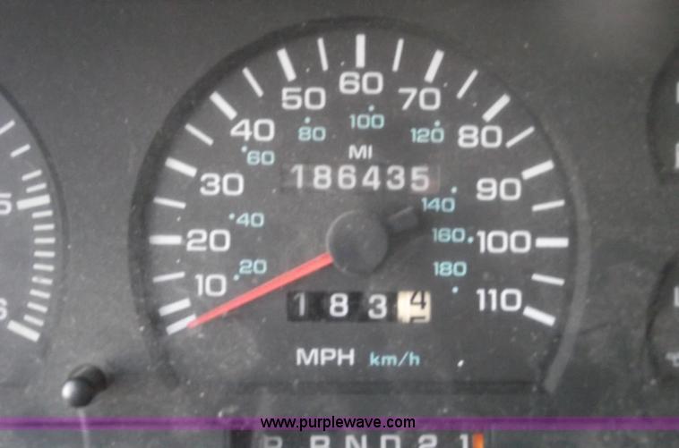 image for item C5821 1994 Dodge Dakota SLT extended cab pickup