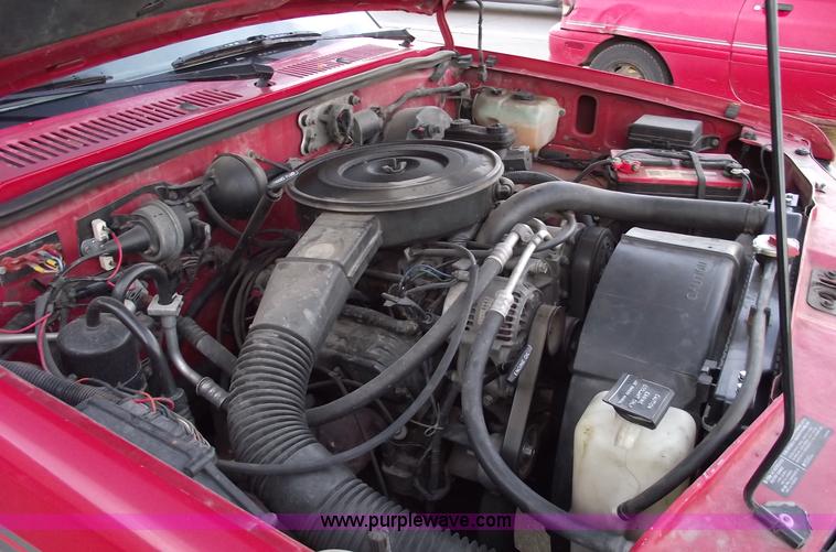 image for item C5821 1994 Dodge Dakota SLT extended cab pickup