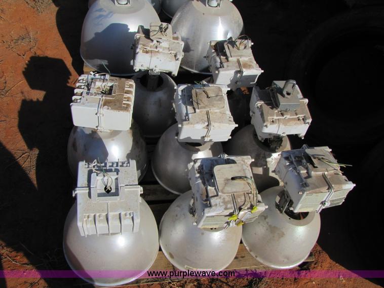 image for item C9606 (18) shop lights