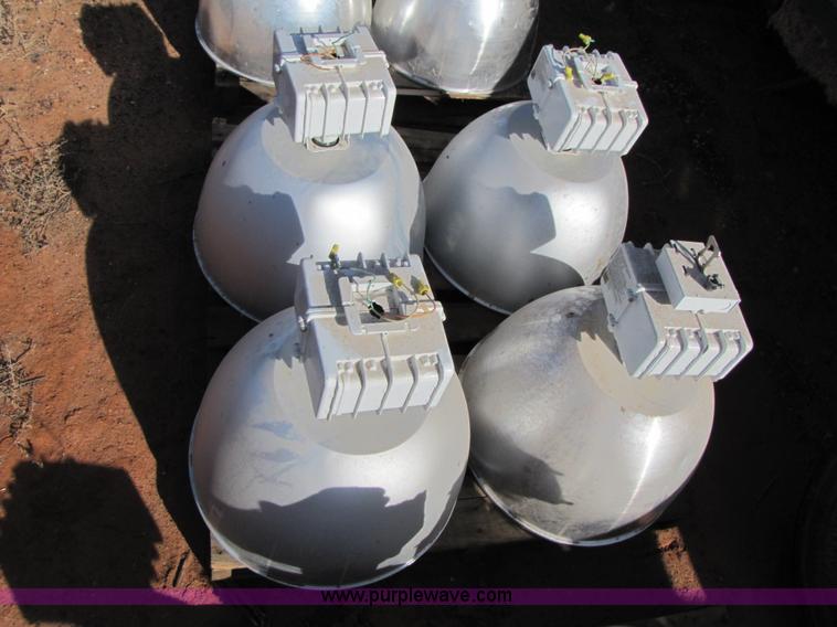 image for item C9606 (18) shop lights