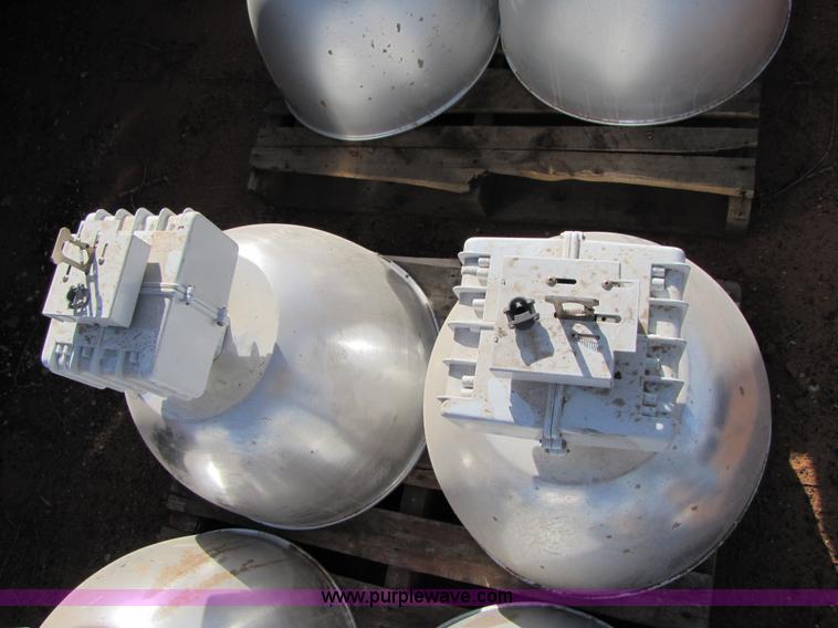 image for item C9606 (18) shop lights